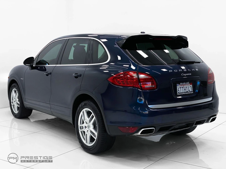 2013 Porsche - Image 8 of 31