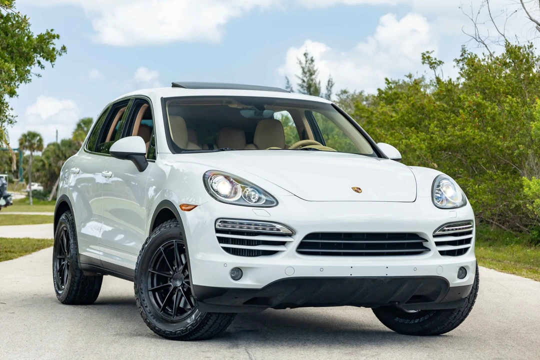 2013 Porsche 958 Cayenne Diesel - Image 13 of 31