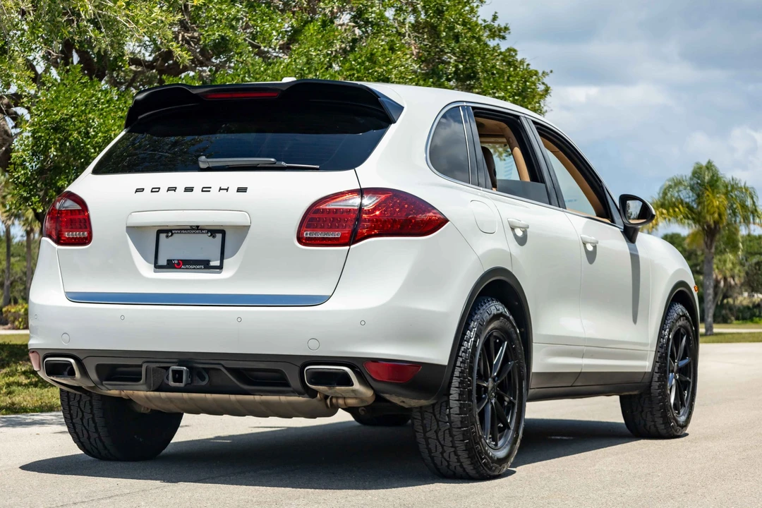 2013 Porsche 958 Cayenne Diesel - Image 8 of 31
