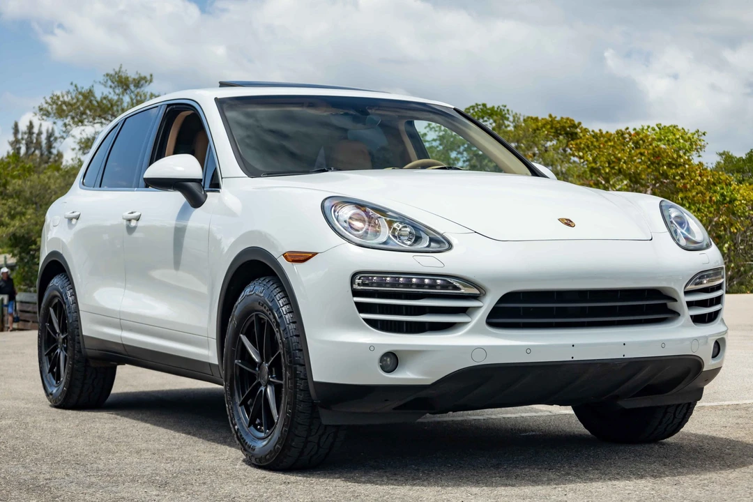 2013 Porsche 958 Cayenne Diesel - Image 10 of 31