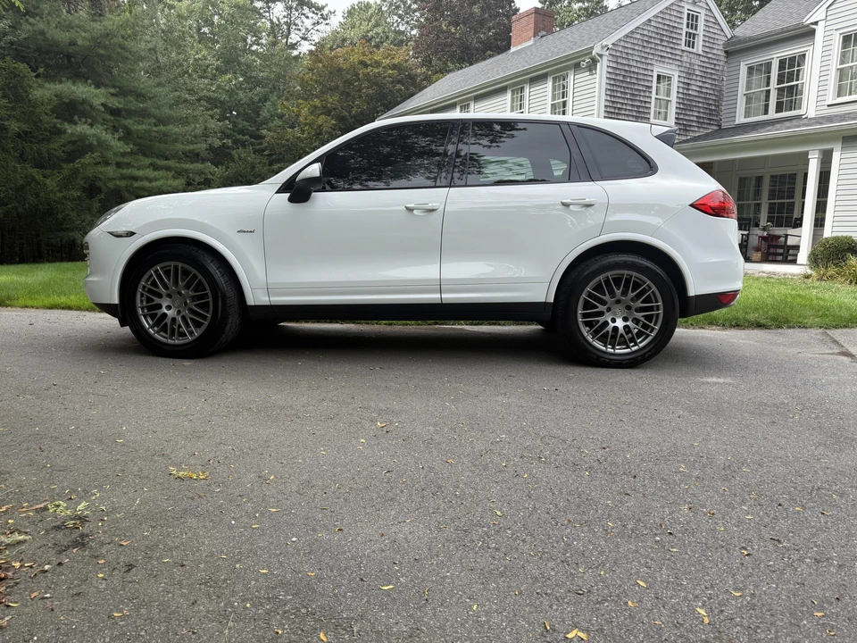 2013 Porsche 958 Cayenne Diesel - Image 18 of 31