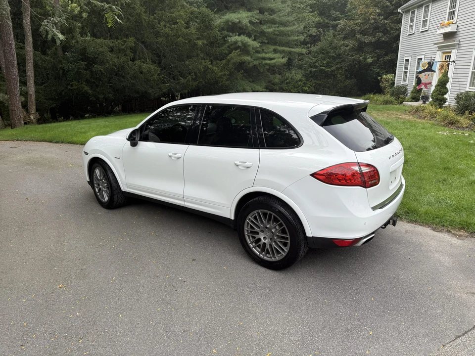 2013 Porsche 958 Cayenne Diesel - Image 21 of 31