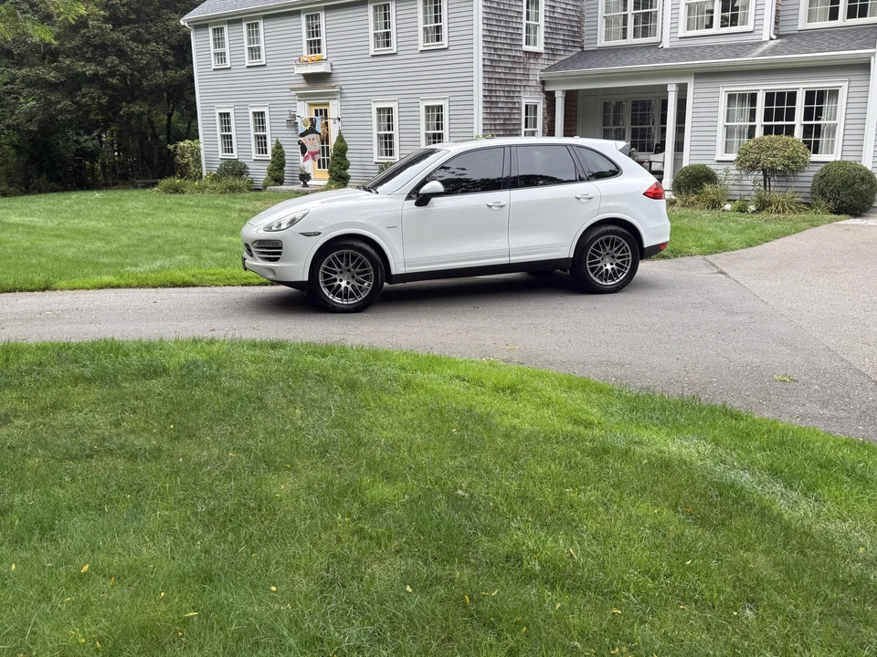 2013 Porsche 958 Cayenne Diesel - Image 16 of 31