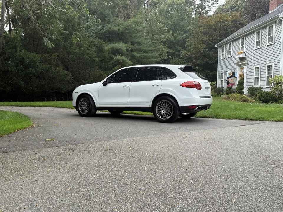 2013 Porsche 958 Cayenne Diesel - Image 19 of 31