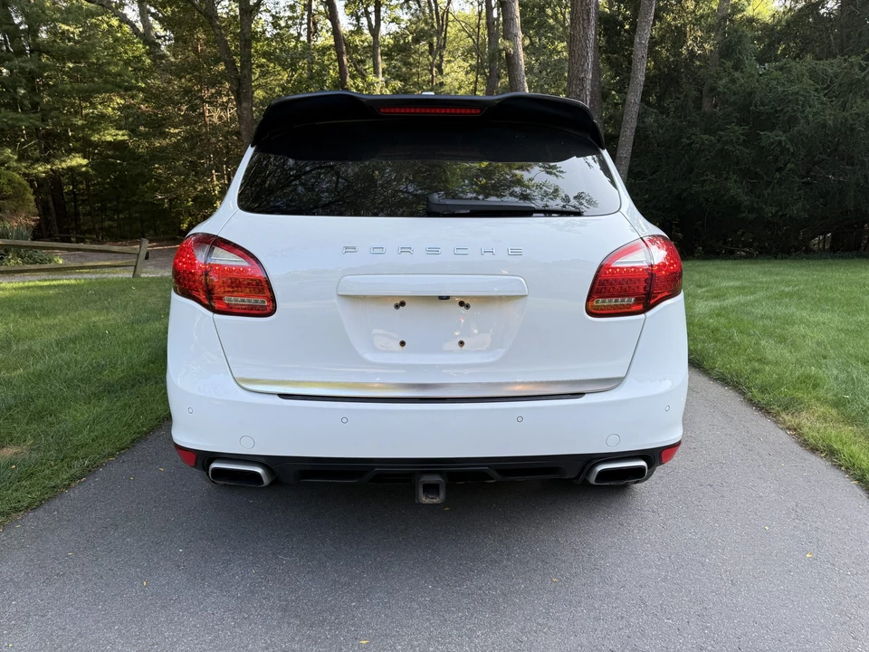 2013 Porsche 958 Cayenne Diesel - Image 30 of 31