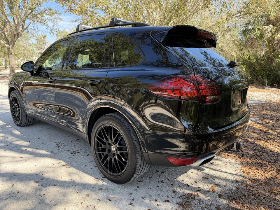 2013 Porsche 958 Cayenne Diesel - Image 18 of 31