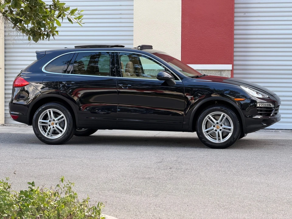 2013 Porsche 958 Cayenne Diesel - Image 20 of 31