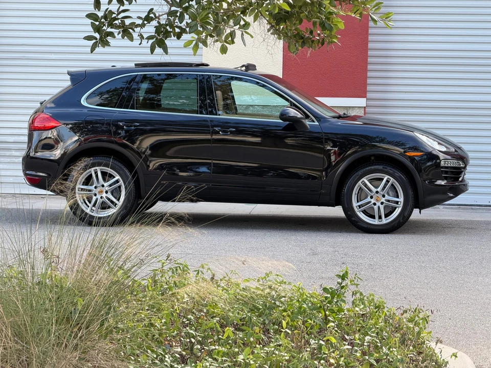 2013 Porsche 958 Cayenne Diesel - Image 19 of 31