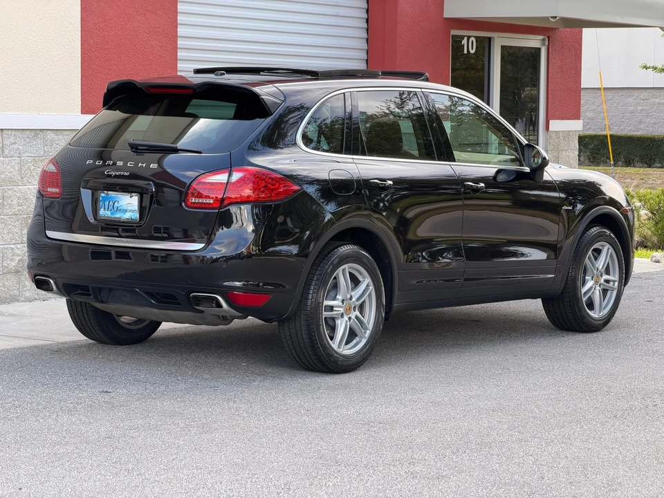 2013 Porsche 958 Cayenne Diesel - Image 16 of 31