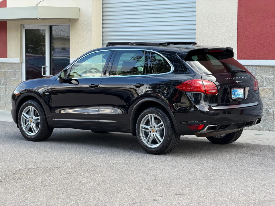 2013 Porsche 958 Cayenne Diesel - Image 11 of 31
