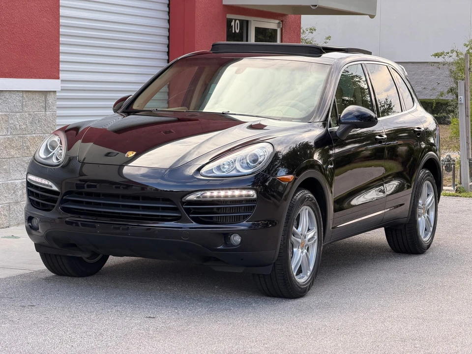 2013 Porsche 958 Cayenne Diesel - Image 3 of 31