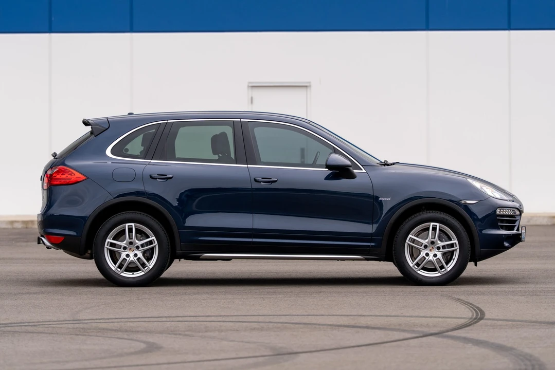 2013 Porsche 958 Cayenne Diesel - Image 30 of 31