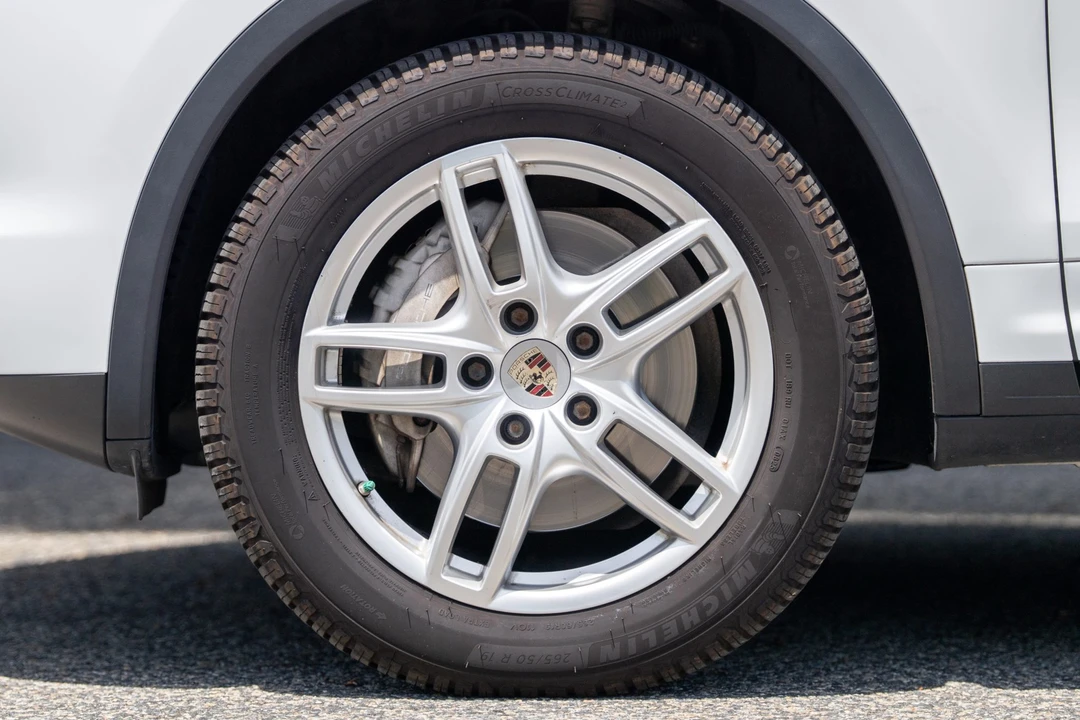 2013 Porsche 958 Cayenne Diesel - Image 26 of 31