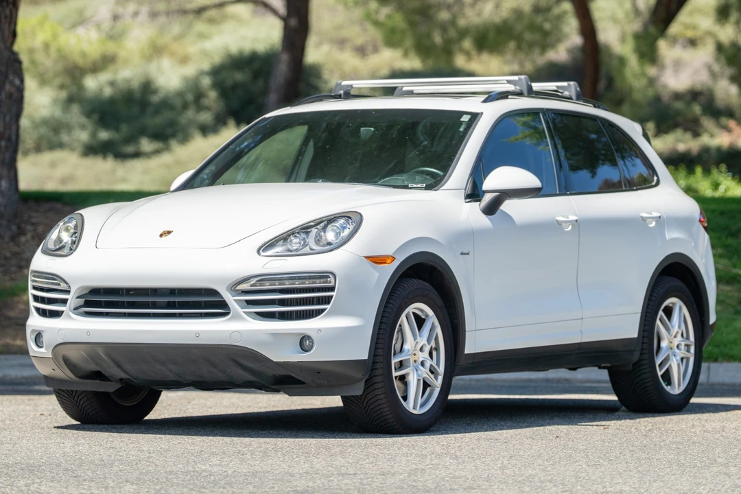 2013 Porsche 958 Cayenne Diesel - Image 1 of 31