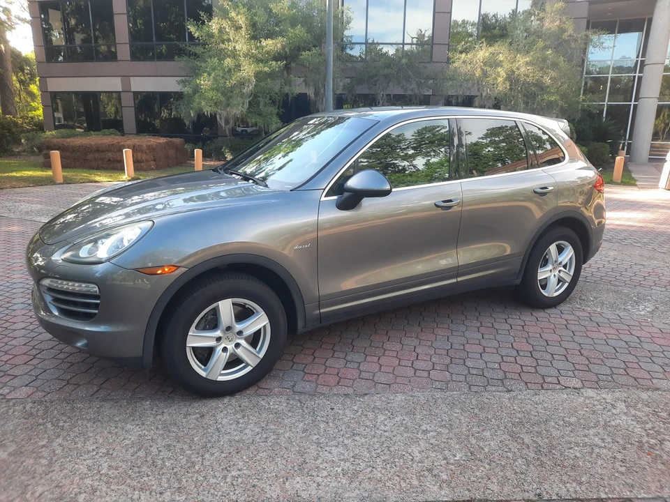 2013 Porsche 958 Cayenne Diesel - Image 12 of 31