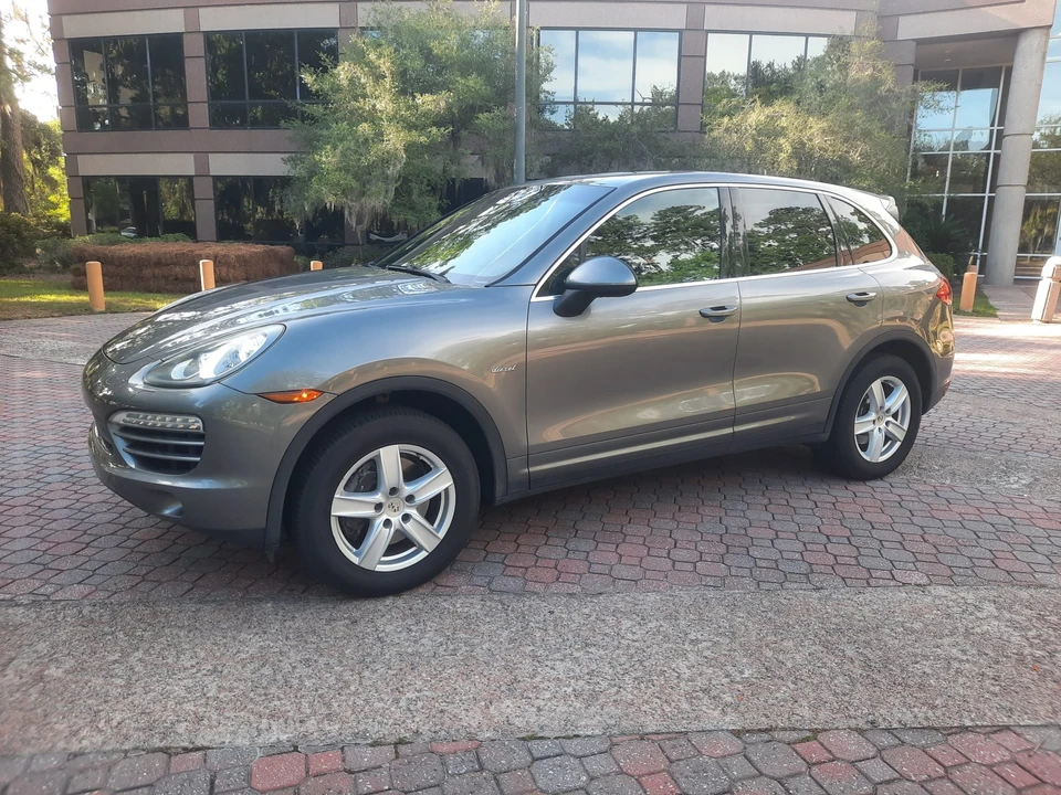 2013 Porsche 958 Cayenne Diesel - Image 10 of 31