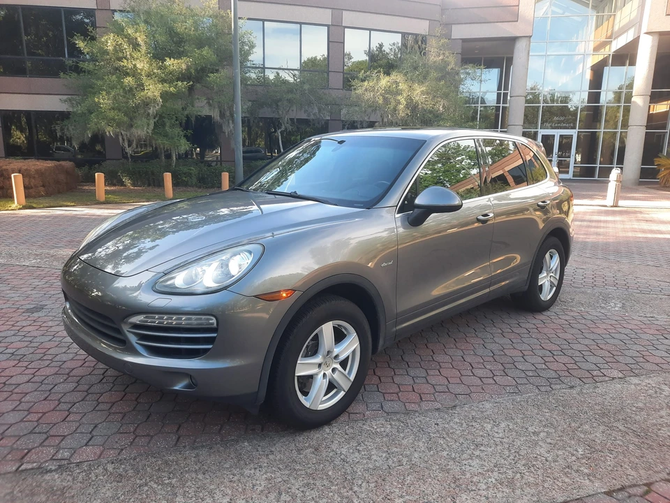 2013 Porsche 958 Cayenne Diesel - Image 8 of 31