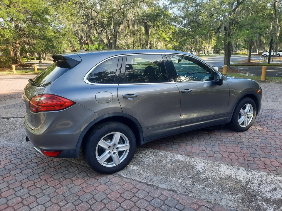 2013 Porsche 958 Cayenne Diesel - Image 29 of 31