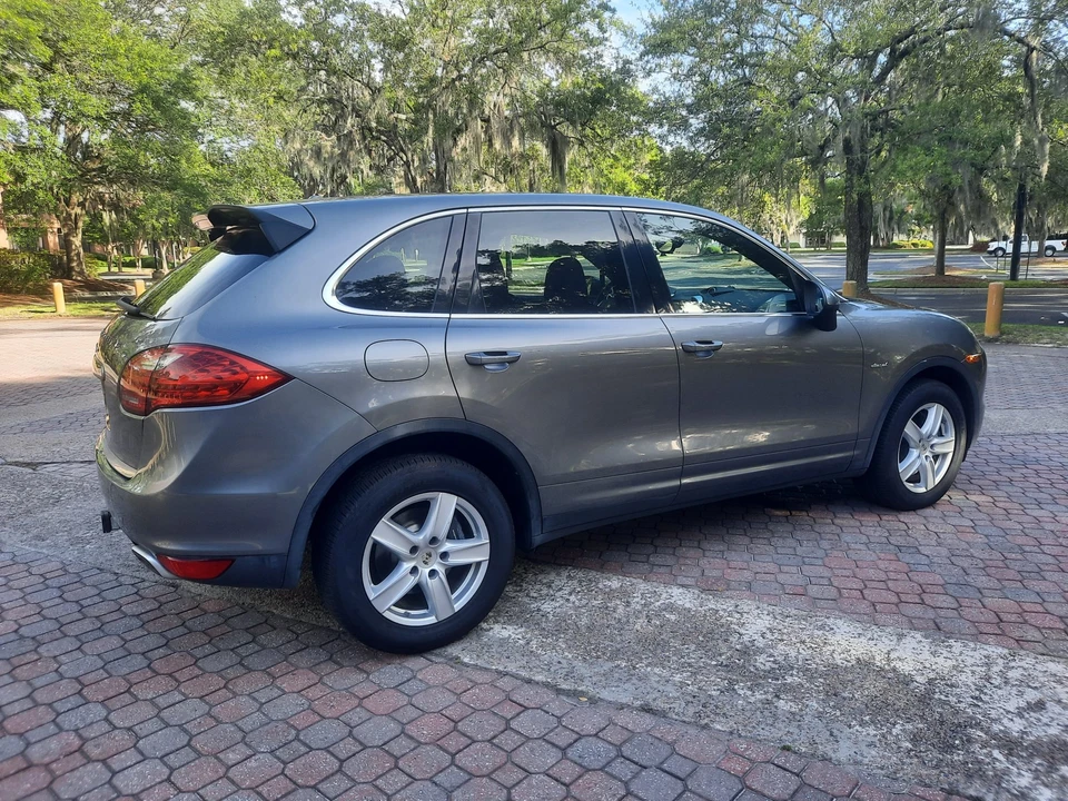 2013 Porsche 958 Cayenne Diesel - Image 30 of 31