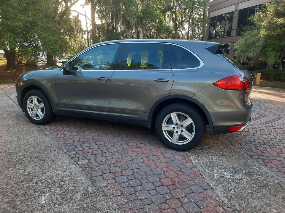 2013 Porsche 958 Cayenne Diesel - Image 18 of 31