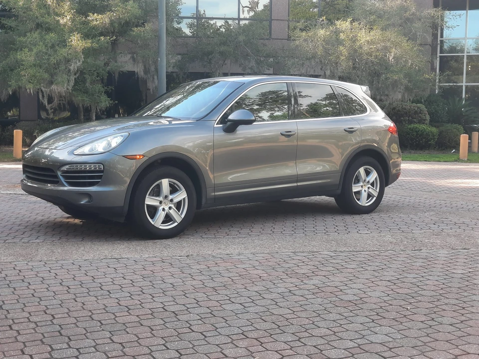 2013 Porsche 958 Cayenne Diesel - Image 13 of 31