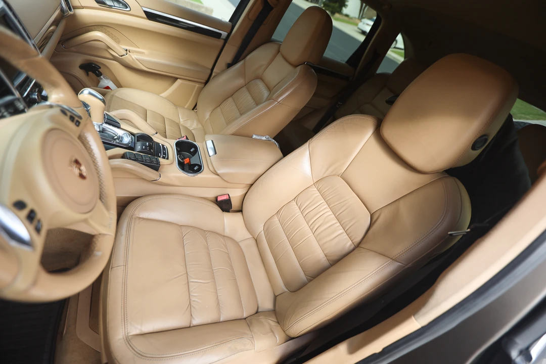 2013 Porsche 958 Cayenne Diesel - Image 26 of 31