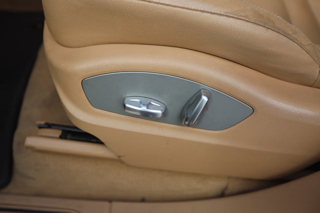 2013 Porsche 958 Cayenne Diesel - Image 29 of 31