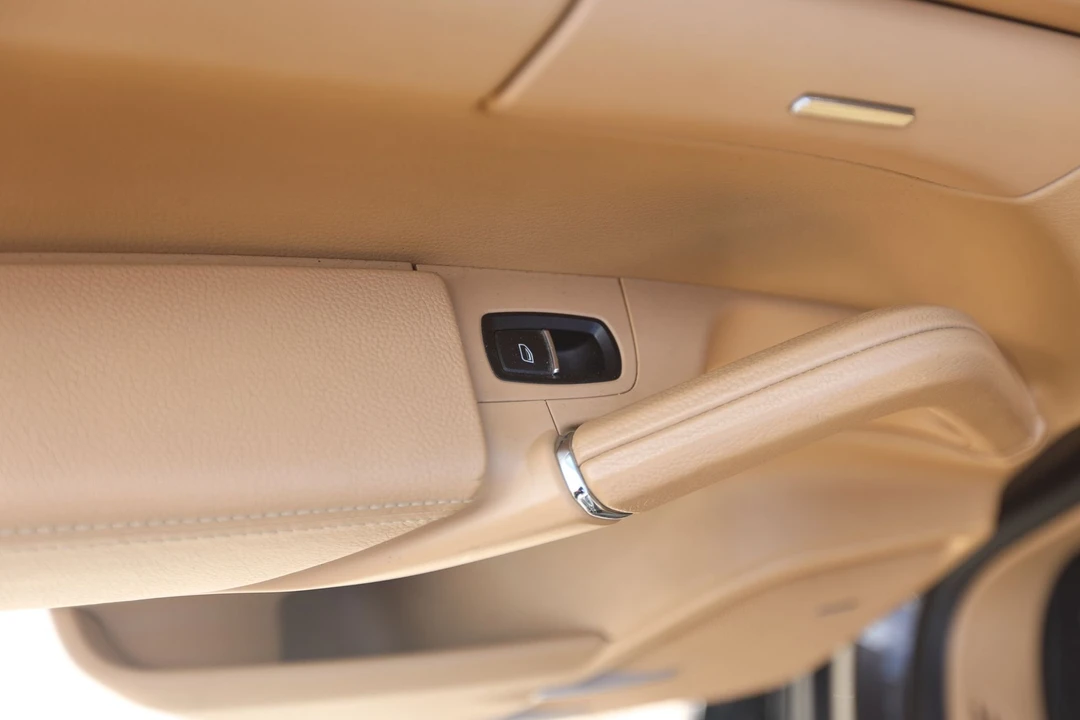 2013 Porsche 958 Cayenne Diesel - Image 22 of 31