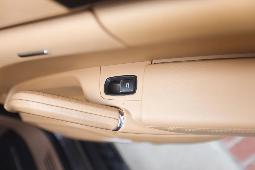 2013 Porsche 958 Cayenne Diesel - Image 21 of 31