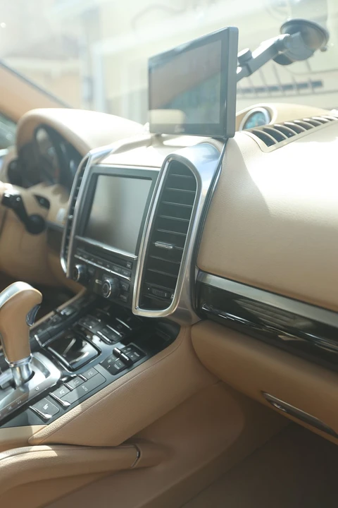 2013 Porsche 958 Cayenne Diesel - Image 17 of 31