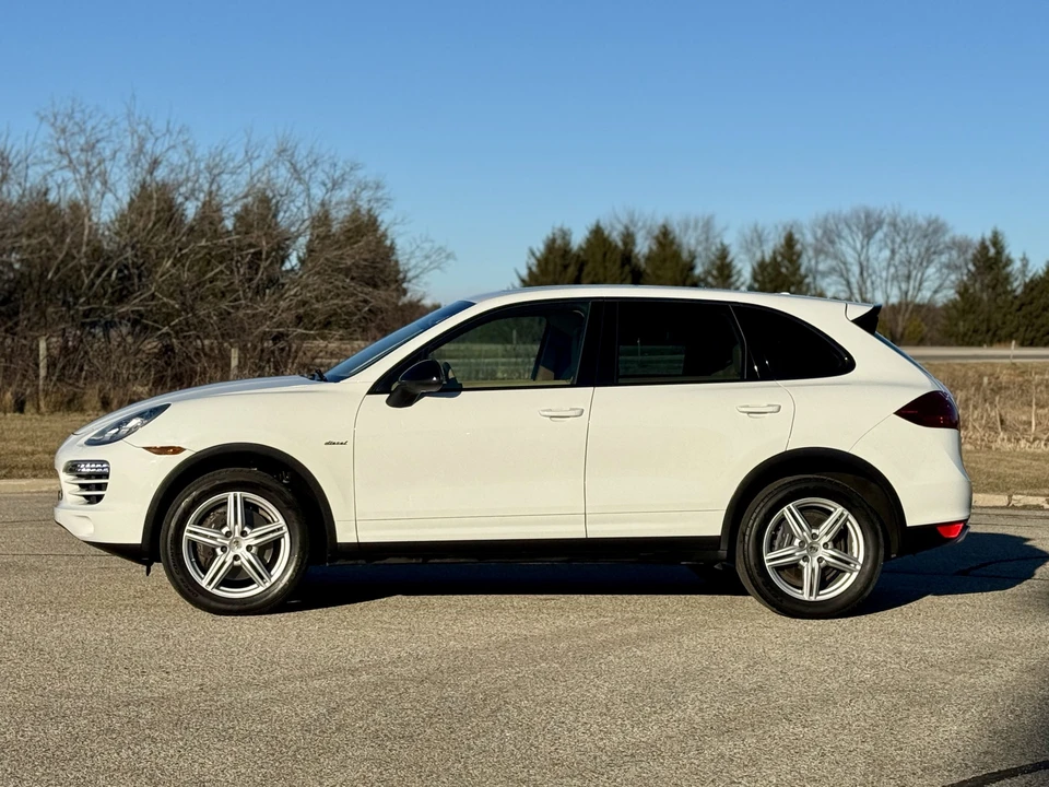 2013 Porsche 958 Cayenne Diesel - Image 8 of 31