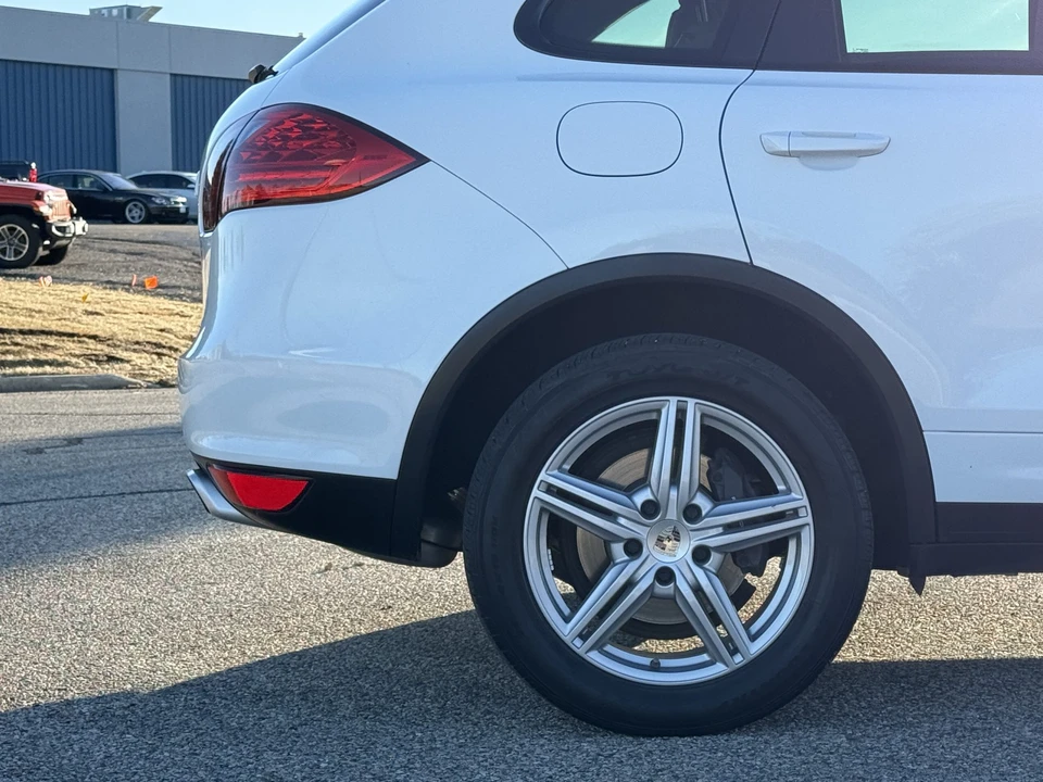 2013 Porsche 958 Cayenne Diesel - Image 29 of 31