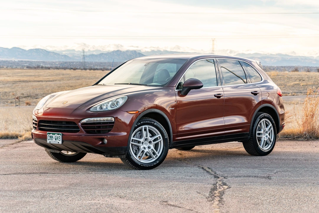 2013 Porsche 958 Cayenne Diesel - Image 2 of 31