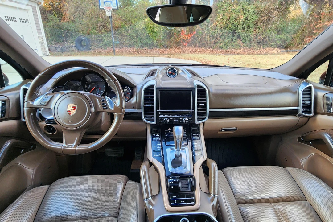 2013 Porsche 958 Cayenne Diesel - Image 24 of 31