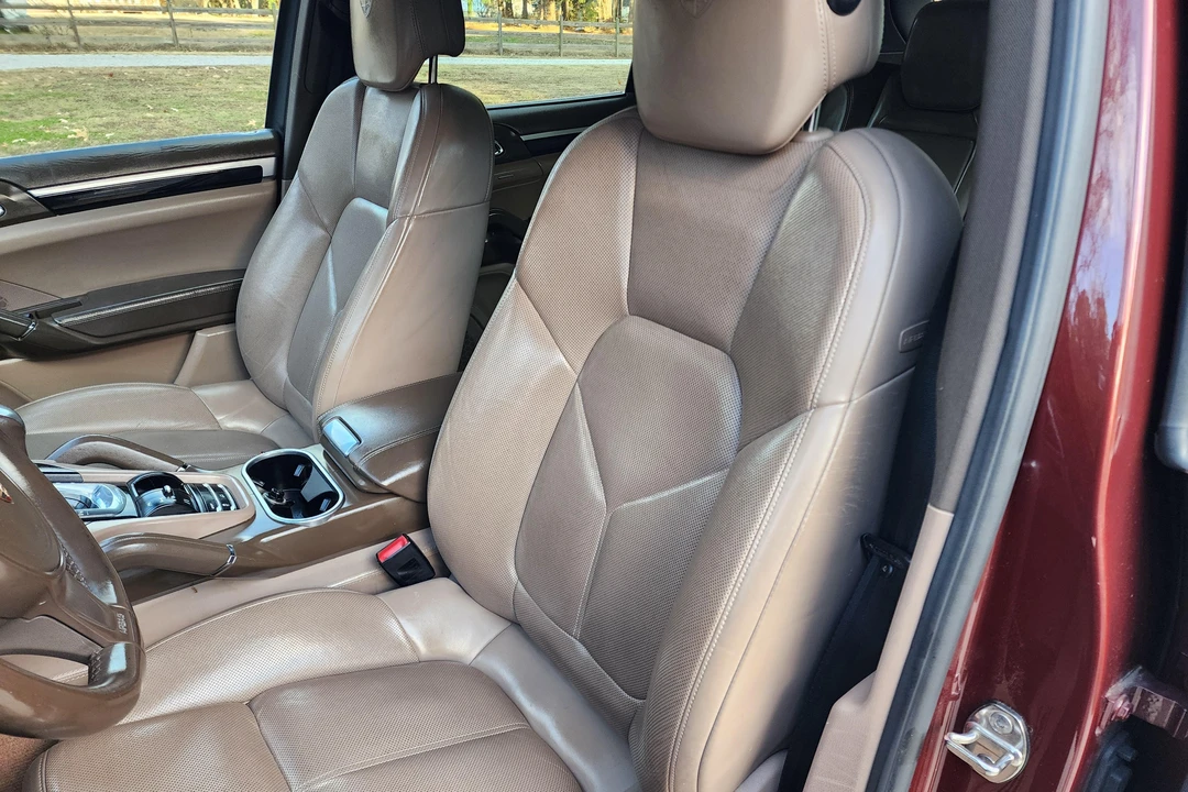 2013 Porsche 958 Cayenne Diesel - Image 25 of 31