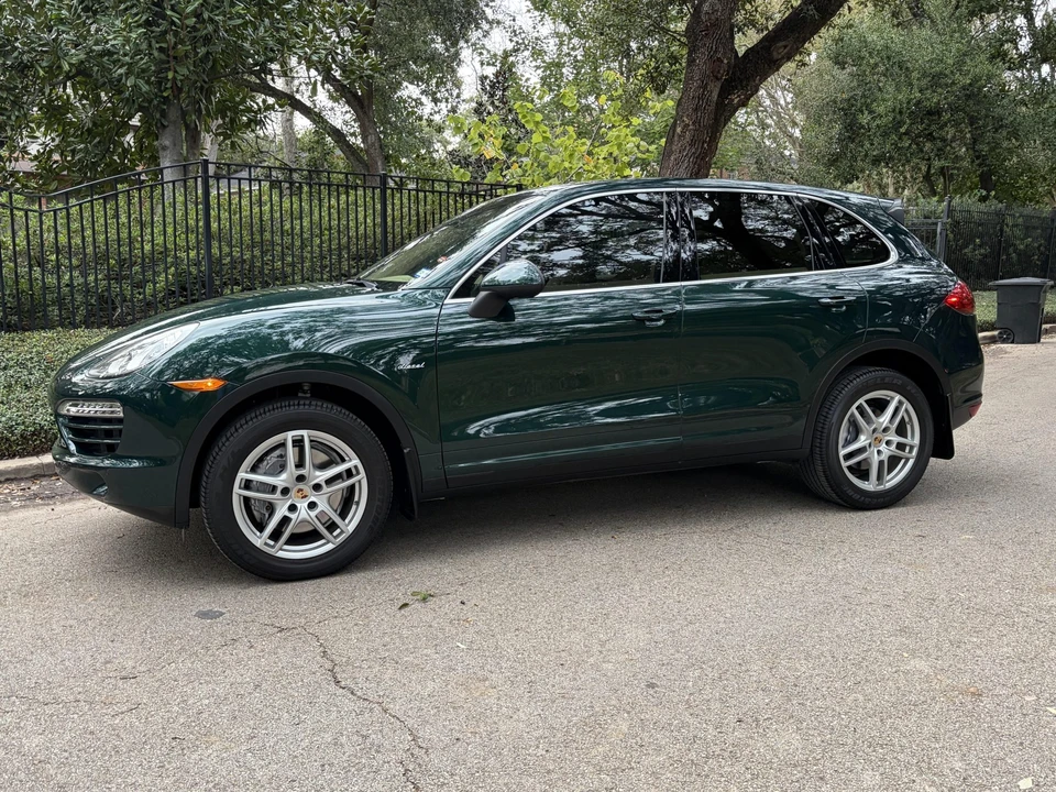 2013 Porsche 958 Cayenne Diesel - Image 16 of 31