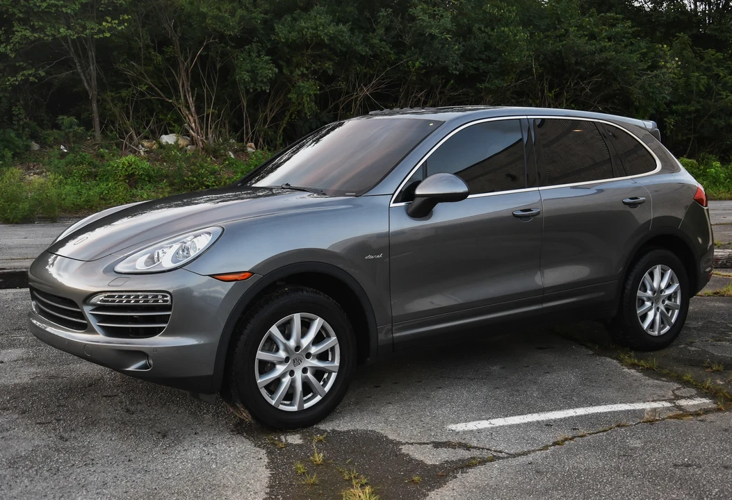 2013 Porsche 958 Cayenne Diesel - Image 3 of 6