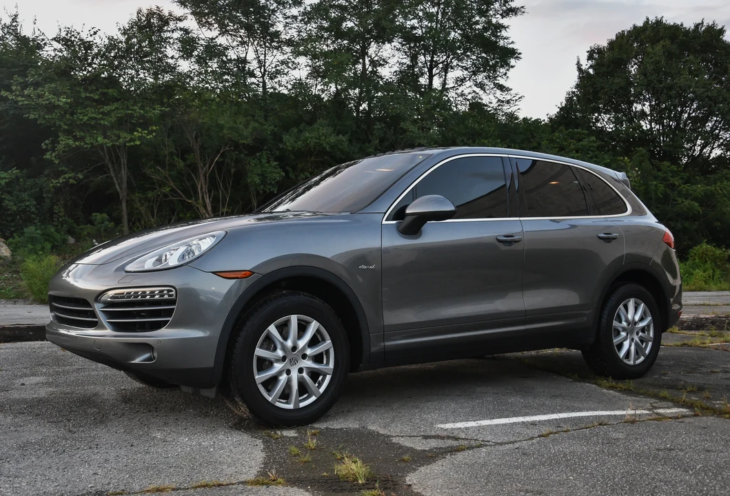 2013 Porsche 958 Cayenne Diesel - Image 4 of 6