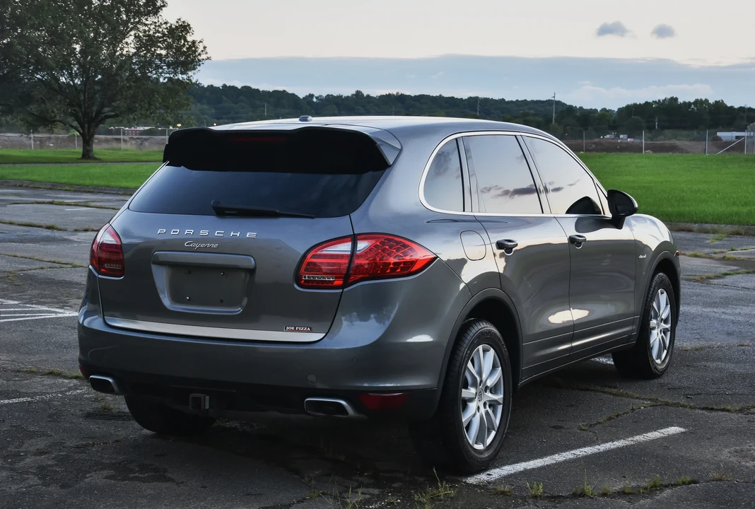 2013 Porsche 958 Cayenne Diesel - Image 6 of 6