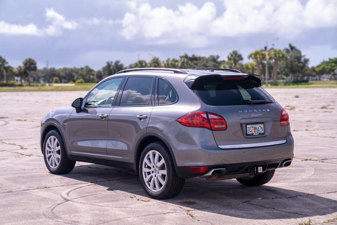 2013 Porsche 958 Cayenne Diesel - Image 4 of 31