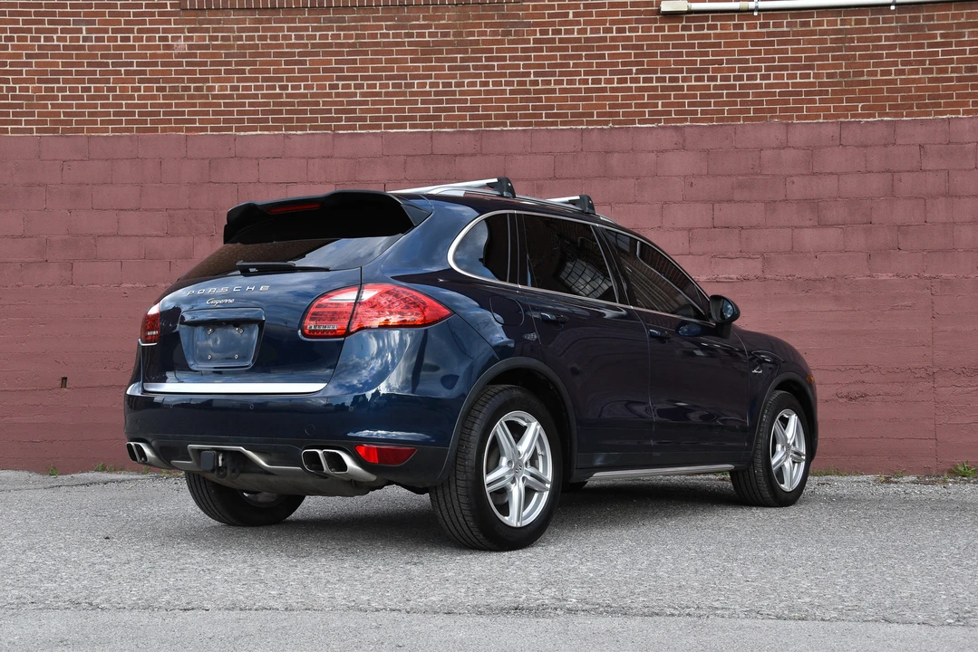 2013 Porsche 958 Cayenne Diesel - Image 25 of 31