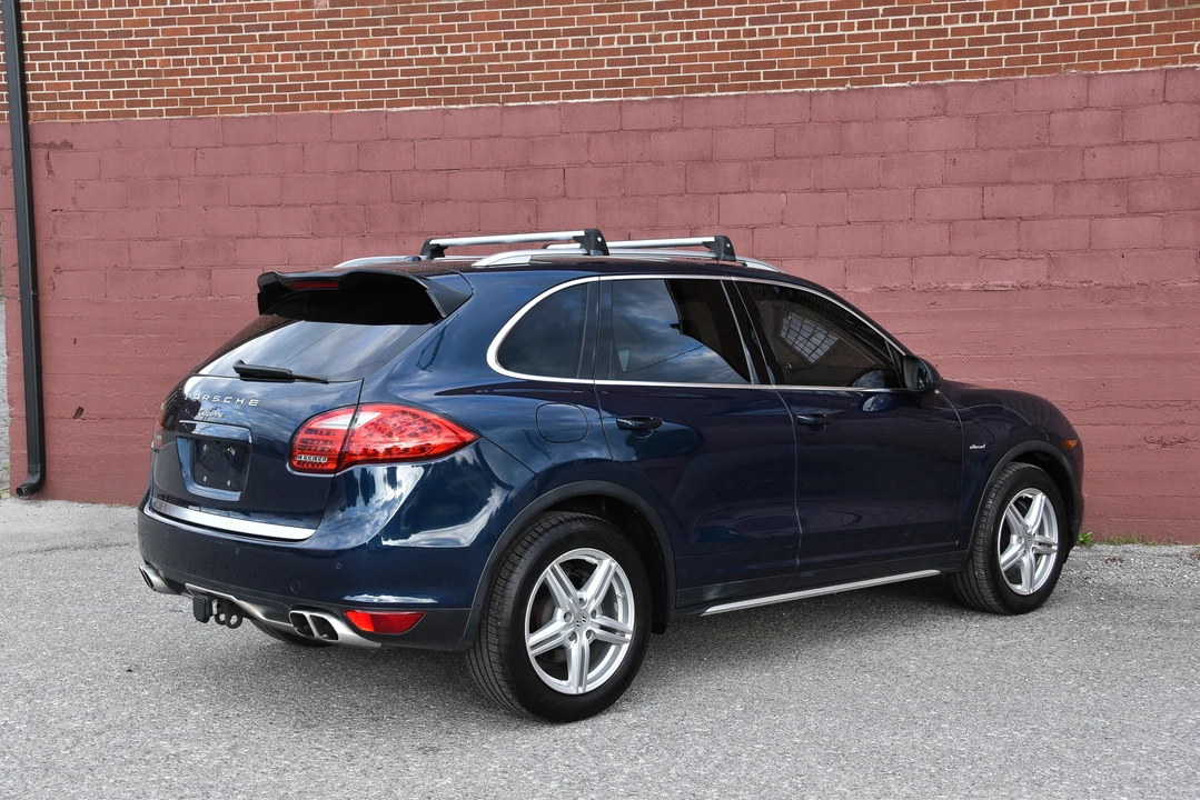 2013 Porsche 958 Cayenne Diesel - Image 24 of 31