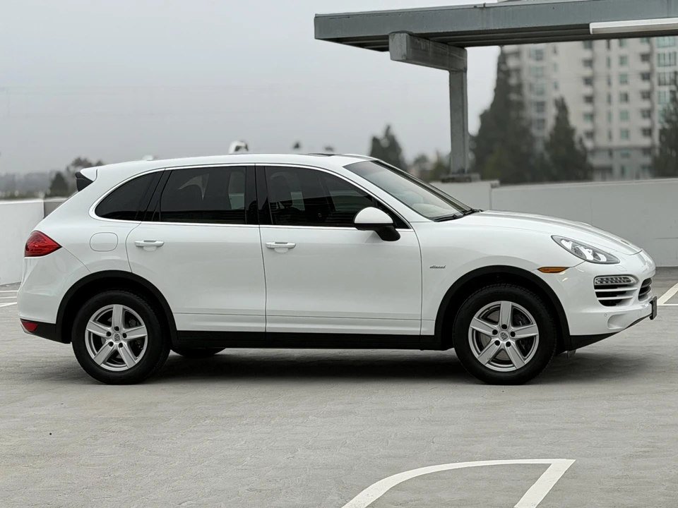 2013 Porsche 958 Cayenne Diesel - Image 20 of 31