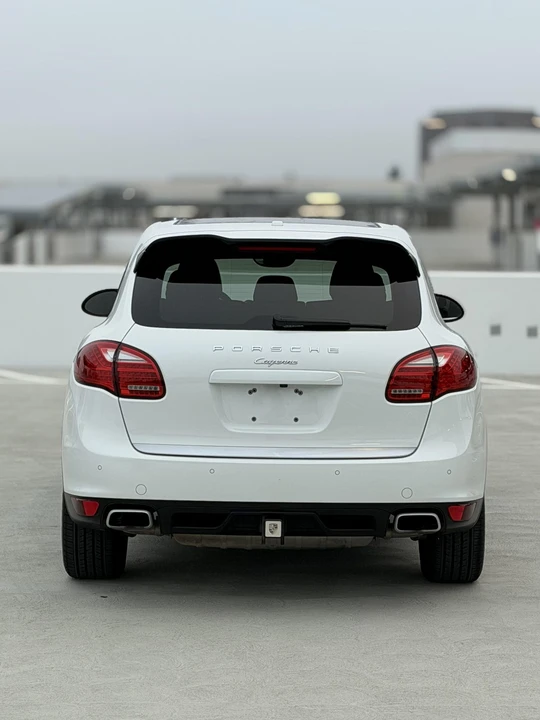2013 Porsche 958 Cayenne Diesel - Image 10 of 31