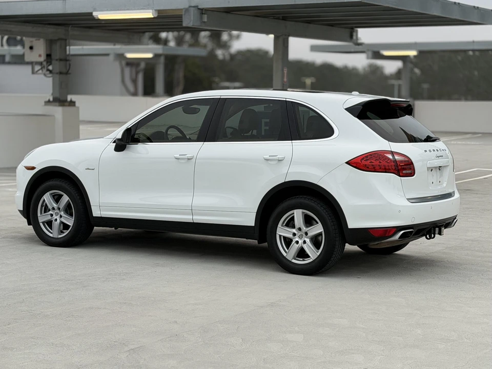 2013 Porsche 958 Cayenne Diesel - Image 6 of 31