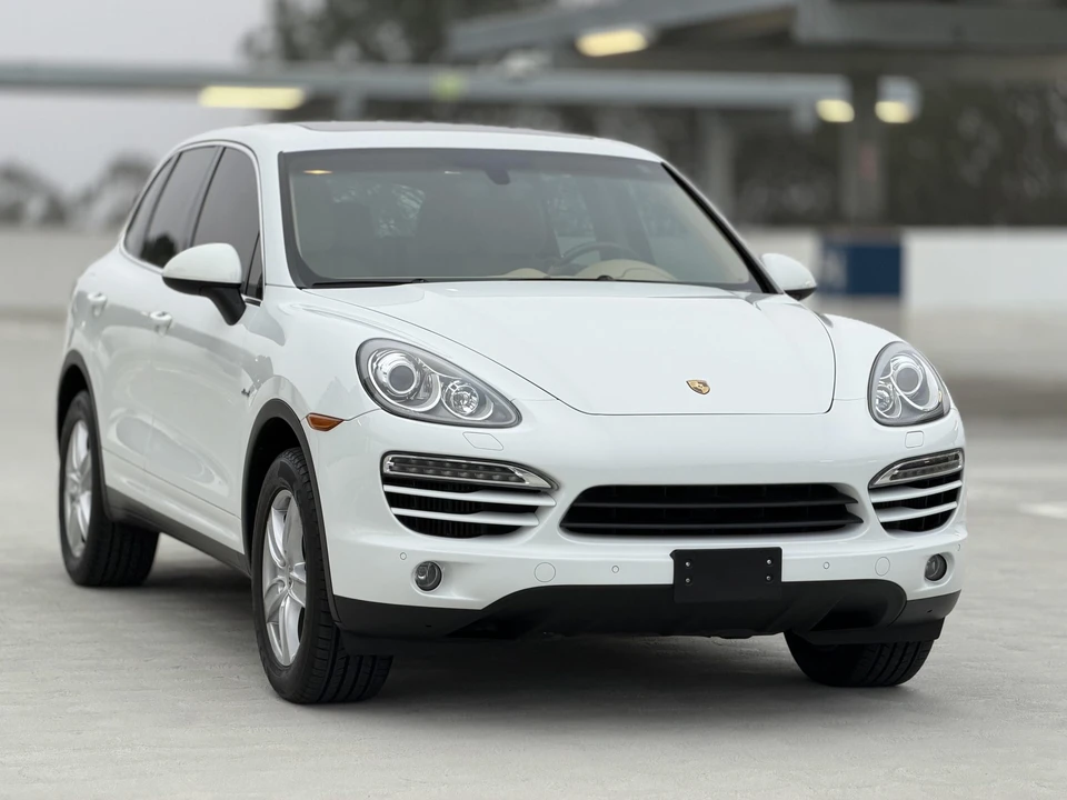 2013 Porsche 958 Cayenne Diesel - Image 25 of 31