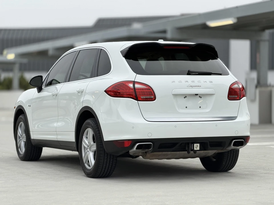 2013 Porsche 958 Cayenne Diesel - Image 7 of 31