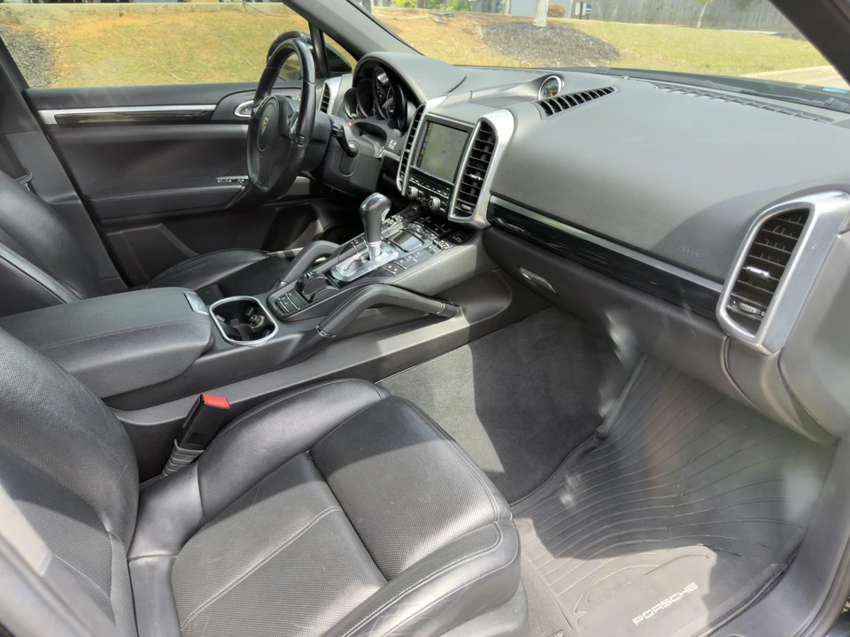 2013 Porsche 958 Cayenne Diesel - Image 30 of 31