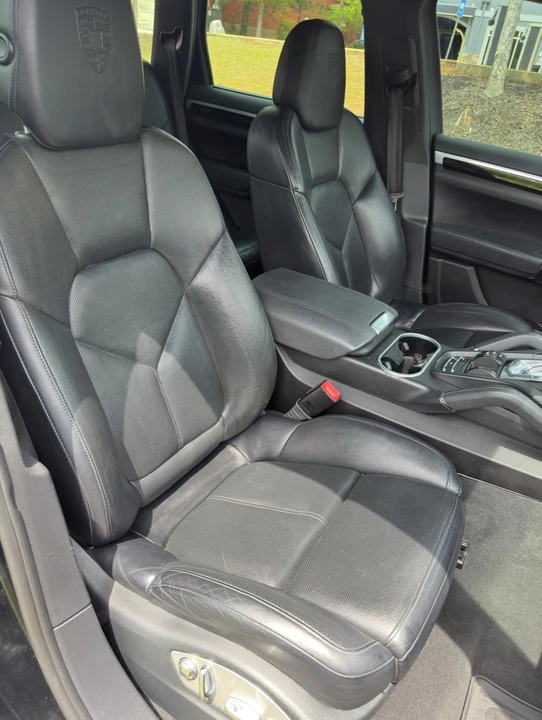 2013 Porsche 958 Cayenne Diesel - Image 29 of 31