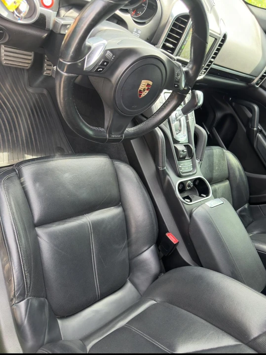 2013 Porsche 958 Cayenne Diesel - Image 28 of 31